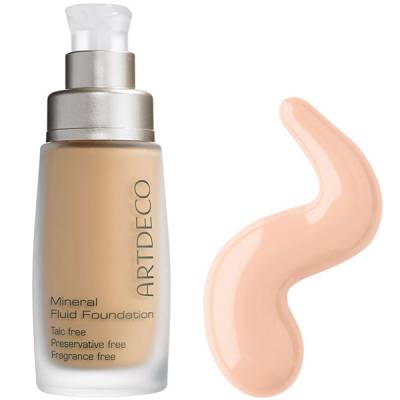 Artdeco Mineral Fluid Foundation Nr:04 Soft Beige i gruppen ArtDeco / Makeup / Foundation hos Nails, Body & Beauty (4046)