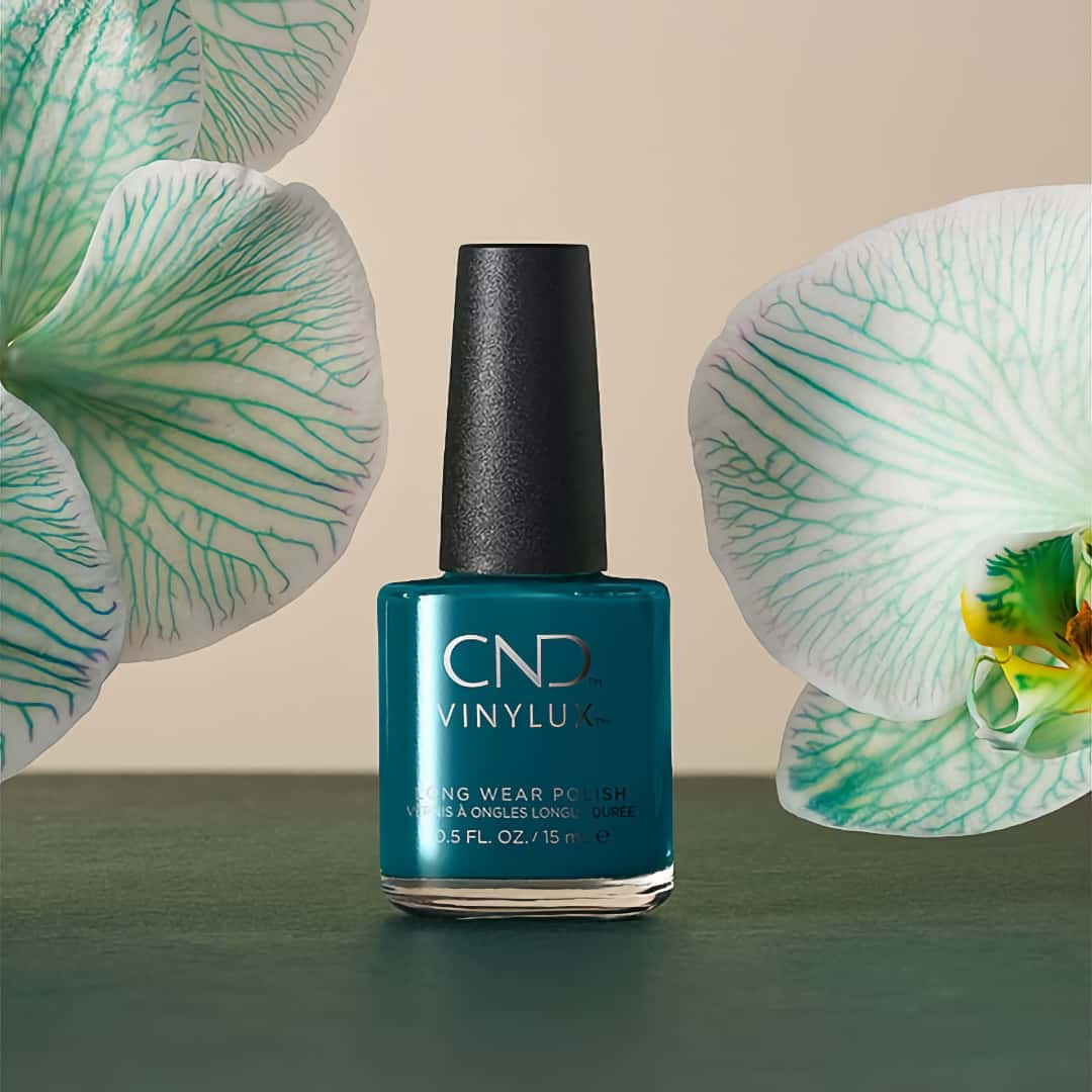 CND Vinylux Nr:411 Teal Time