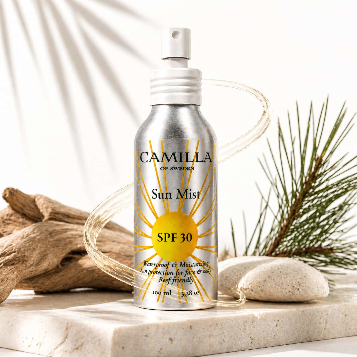 Camilla of Sweden Sun Mist SPF 30 lätt solskydd spray för ansikte och kropp