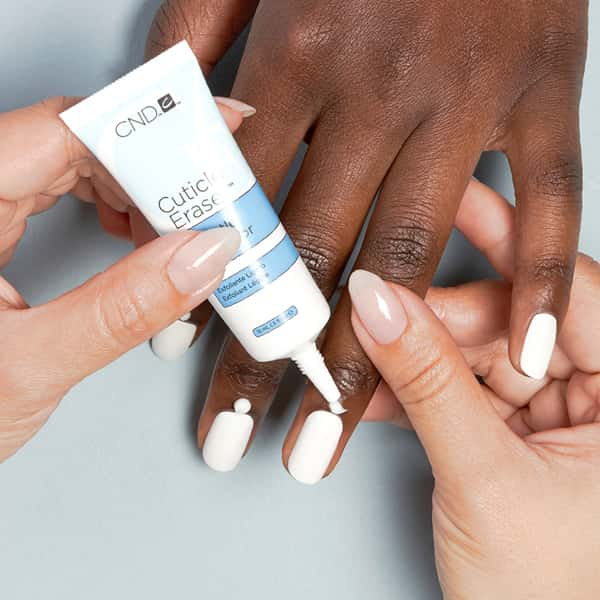 CND Cuticle Eraser - Nagelbandsexfoliering med AHA, kamomill och aloe