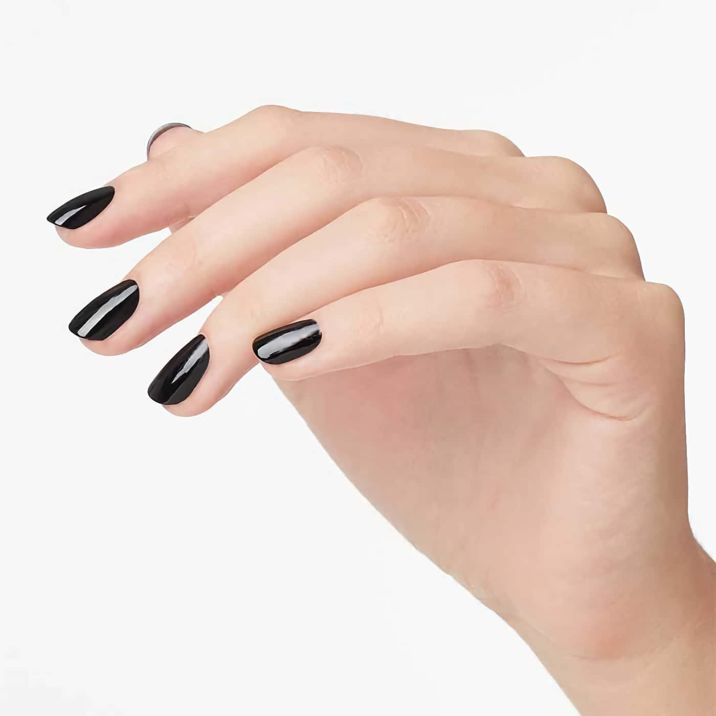 OPI Lady in Black - elegant svart nagellack med hög glans för tidlös och sofistikerad manikyr