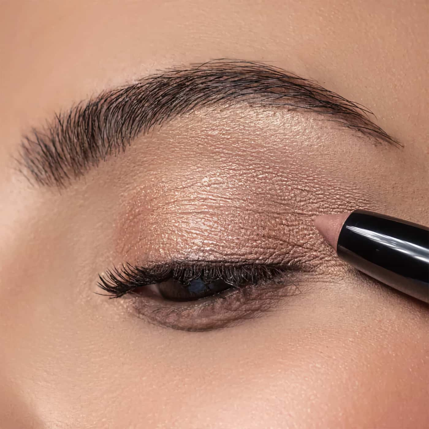 Artdeco High Performance Eyeshadow Stylo 33 - Varm beige ögonskugga - Krämig & vattenfast formula - Lång hållbarhet