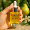 Camilla of Sweden Nail Drops Pear | Naturlig nagelolja Camilla of Sweden Nail Drops Pear nagelolja som stärker och återfuktar naglar och nagelband med naturlig päronarom