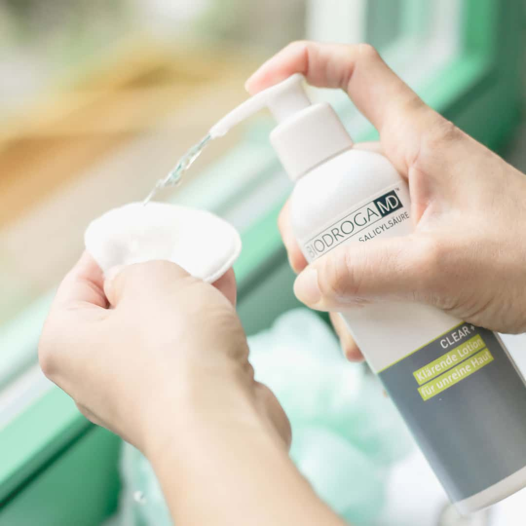 Biodroga MD Clear + Cleansing Fluid for impure skin