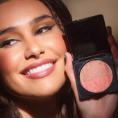 Köp Artdeco Sunkissed Blush | Solkysst lyster med bronzer och rouge Artdeco Sunkissed Blush-Goddess of the Sun | Tvåtonigt rouge för solkysst hud