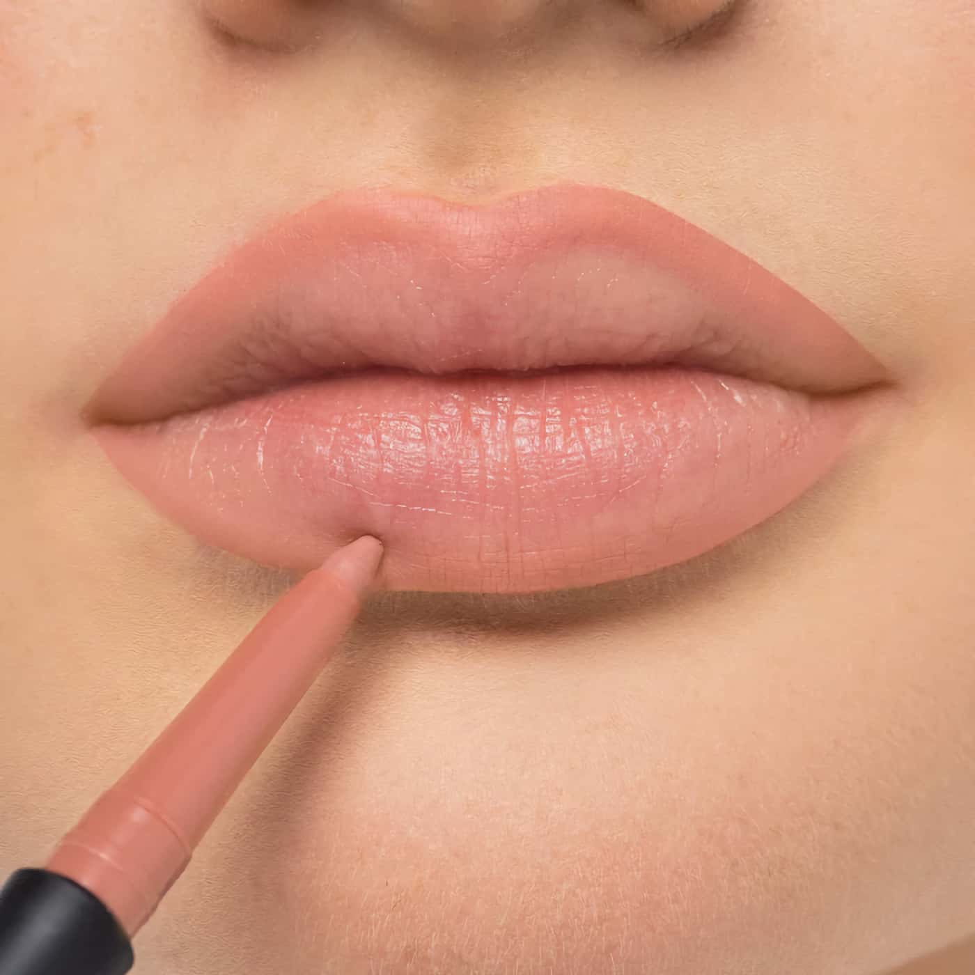 Artdeco Mineral Lip Styler Nr. 22 Soft Beige – Nude läppenna med beige-rosé ton för naturligt definierade och mjuka läppar