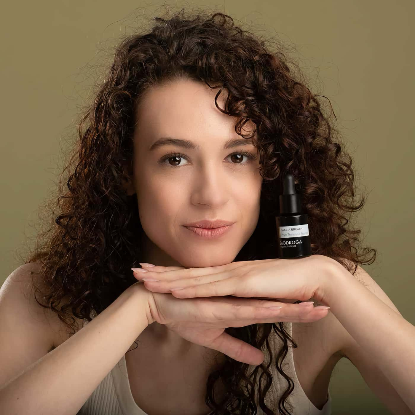 Biodroga Take A Breath Phyto Therapy Oil Essence – Vegansk olja som återfuktar, stärker hudbarriären och lugnar känslig hud 