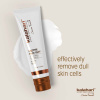 Kalahari Enzyme Face Buff – Exfoliering för strålande hy Kalahari Enzyme Face Buff – enzymatisk ansiktspeeling med jojobapärlor, pumpa-, papaya- och ananasenzymer för strålande hy.