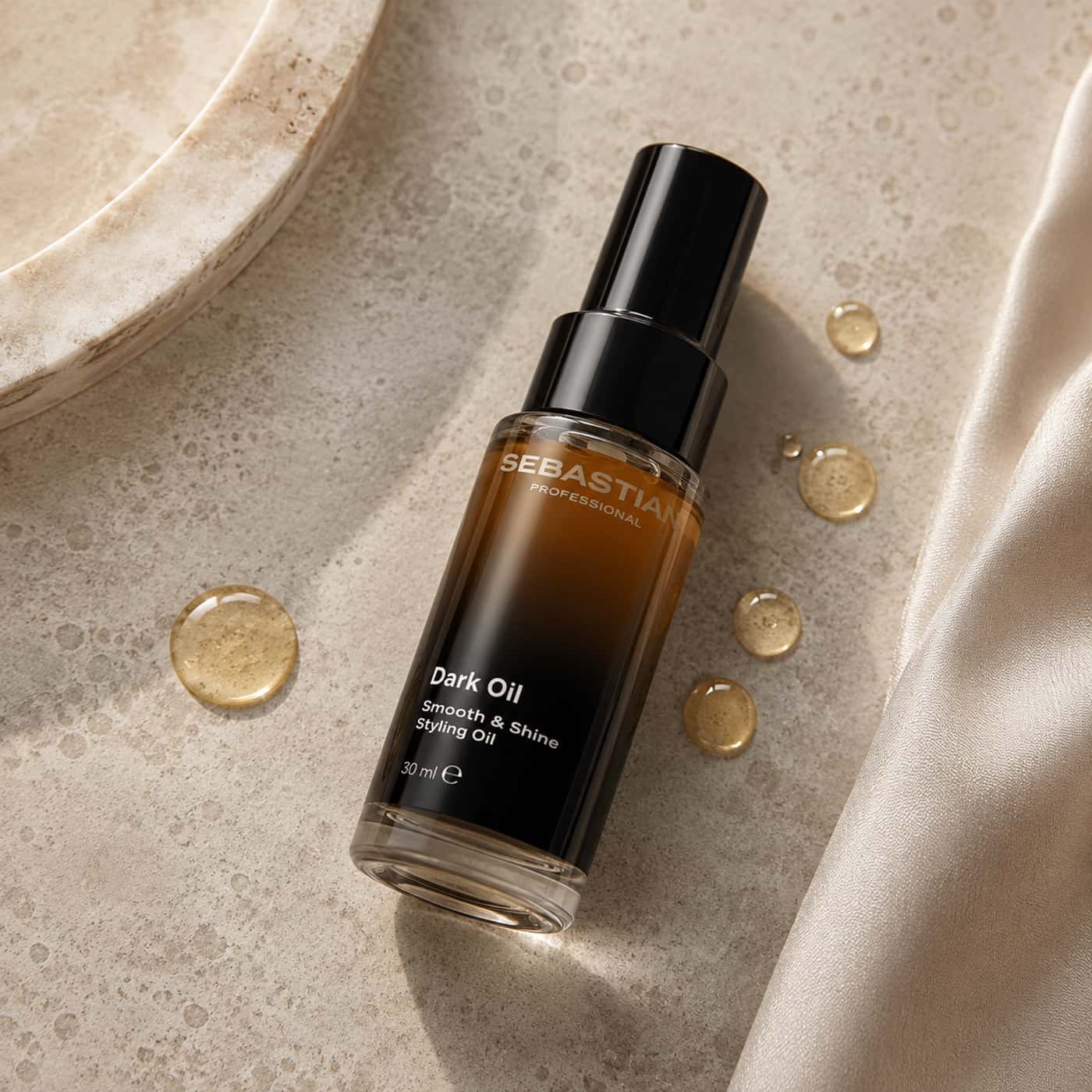 Sebastian Professional Dark Oil Smooth & Shine Styling Oil 30 ml – resevänlig hårolja för glans och frisskontroll