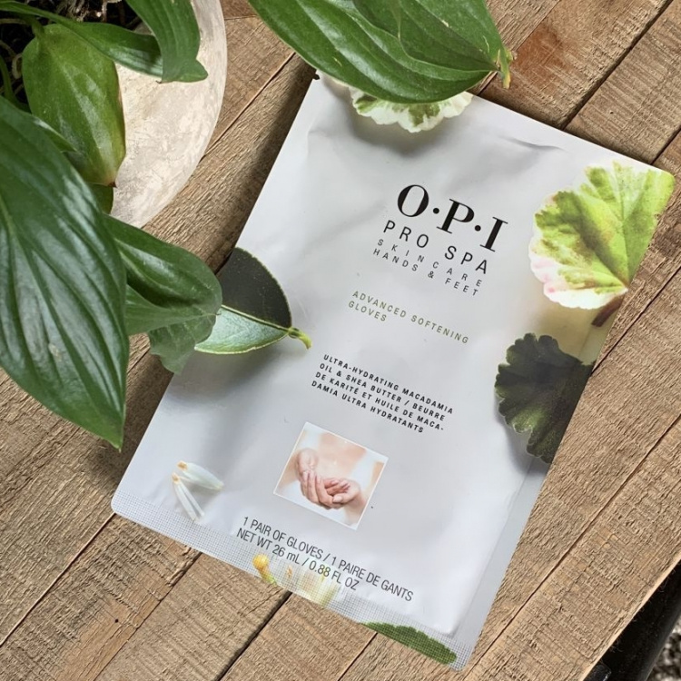 OPI Pro Spa Advanced Softening Gloves