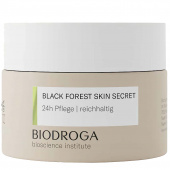 Biodroga 24h Care | Rich – skydd och fukt för torr hud Biodroga Black Forest Skin Secret 24h Care | Rich – intensiv återfuktning och skydd mot kyla och torr luft