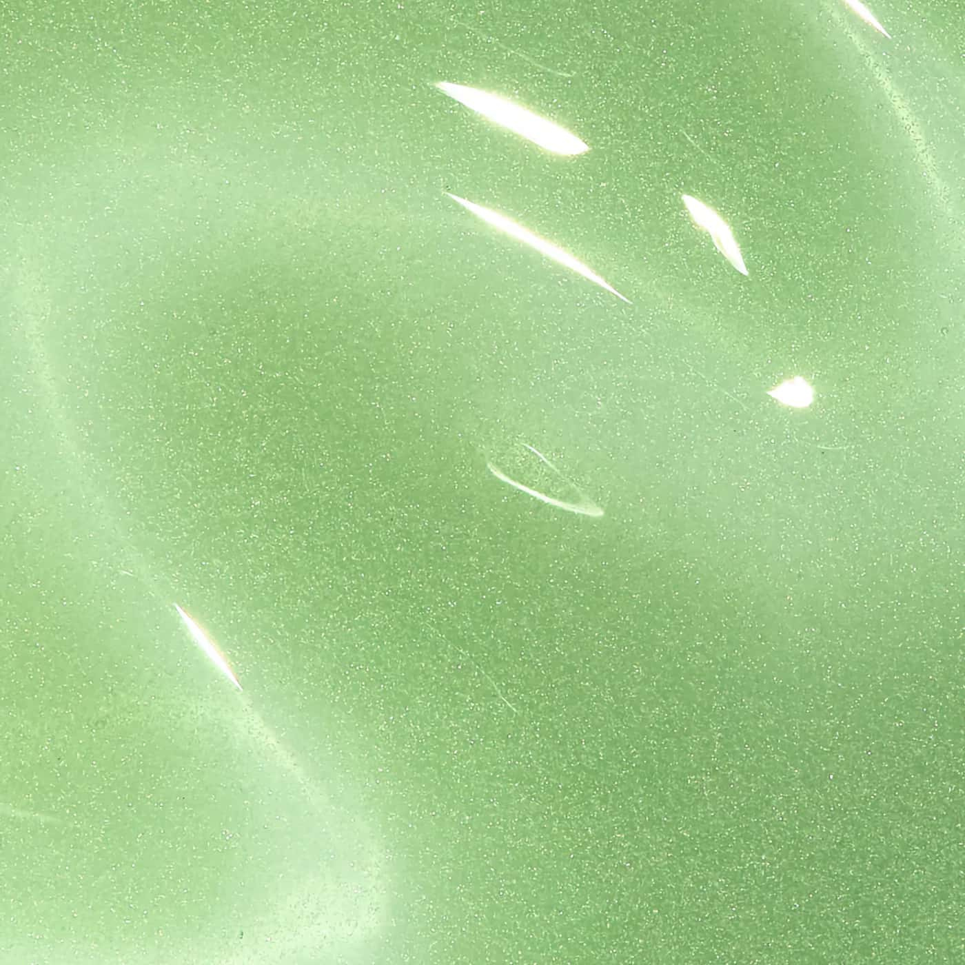 Glow-in-the-dark-ljusgrönt nagellack från OPI Wicked-serien, perfekt för en lekfull och iögonfallande manikyr.