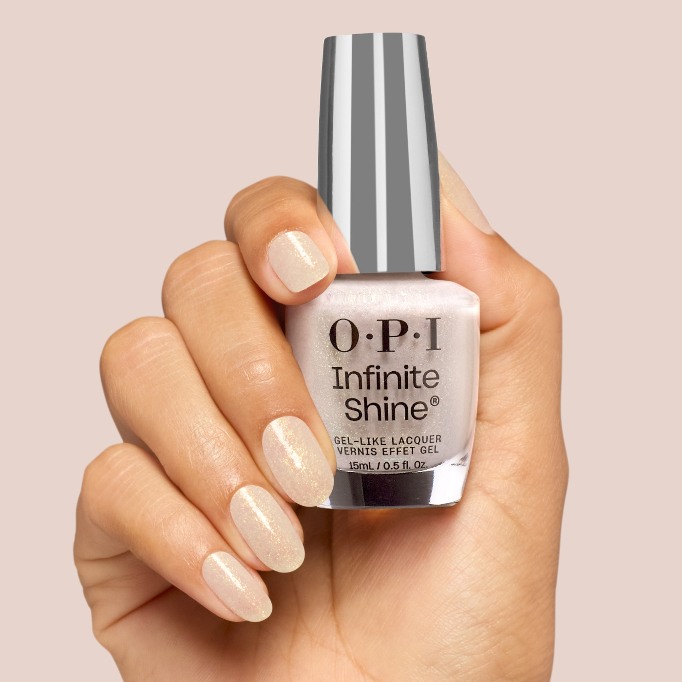 OPI IS From Dusk to Salon - Vitgrått nagellack med guldskimmer för en elegant och tidlös manikyr
