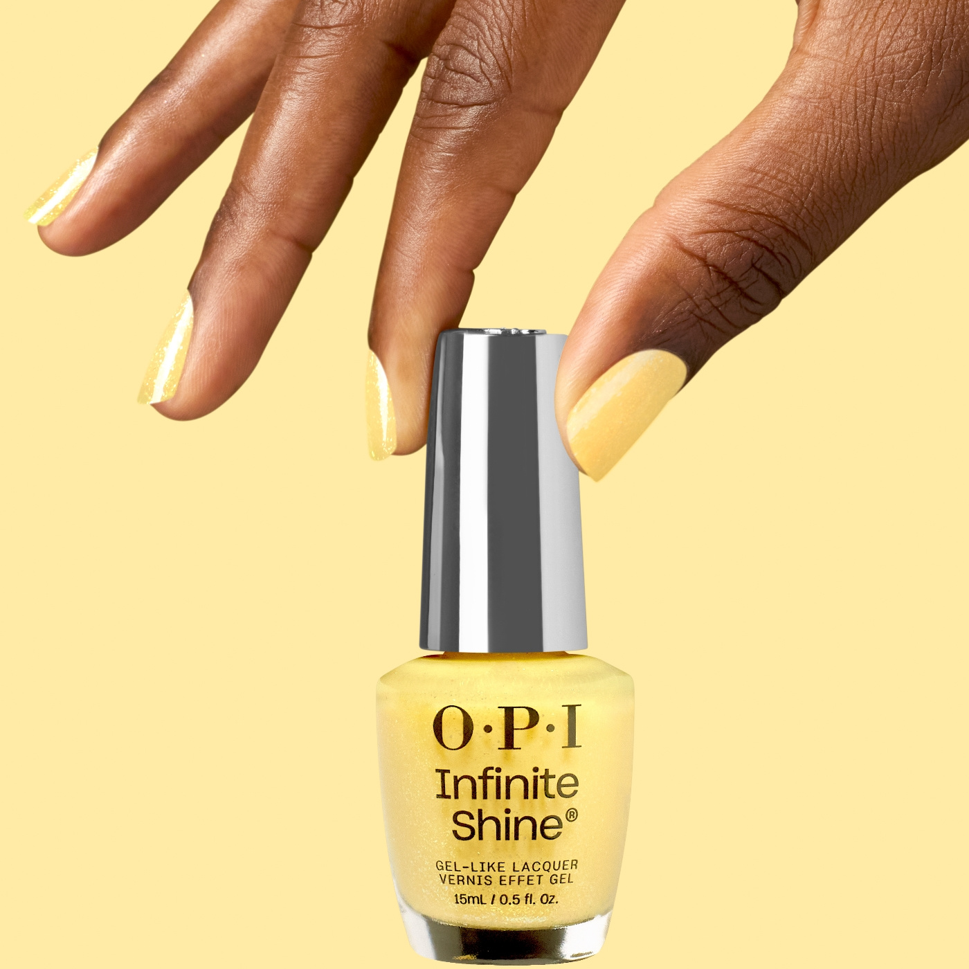 OPI IS Slay Hello to Yellow - Gult nagellack med guldskimmer för en livfull och varm manikyr