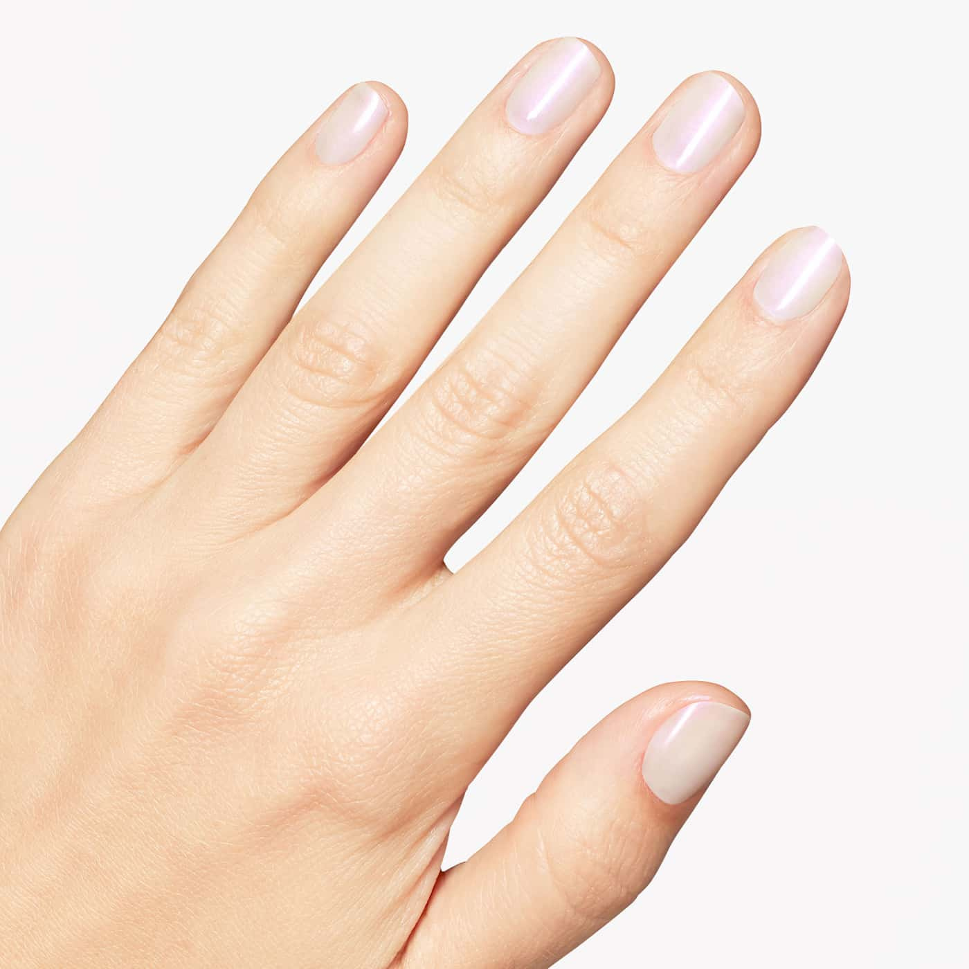 off-white nagellack med pärlemorskimrande finish från opi infinite shine
