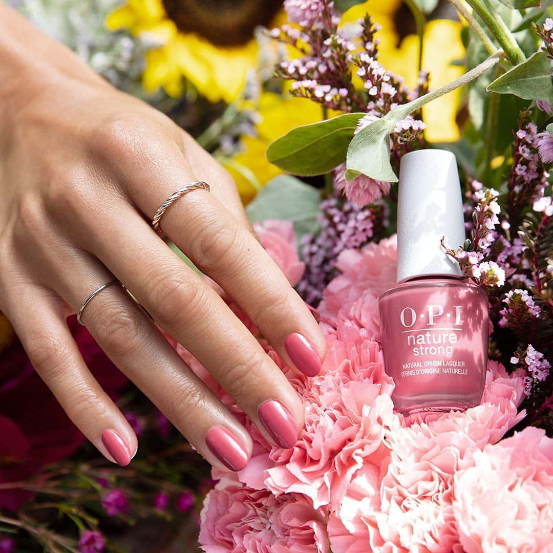 OPI Nature Strong Big Bloom Energy