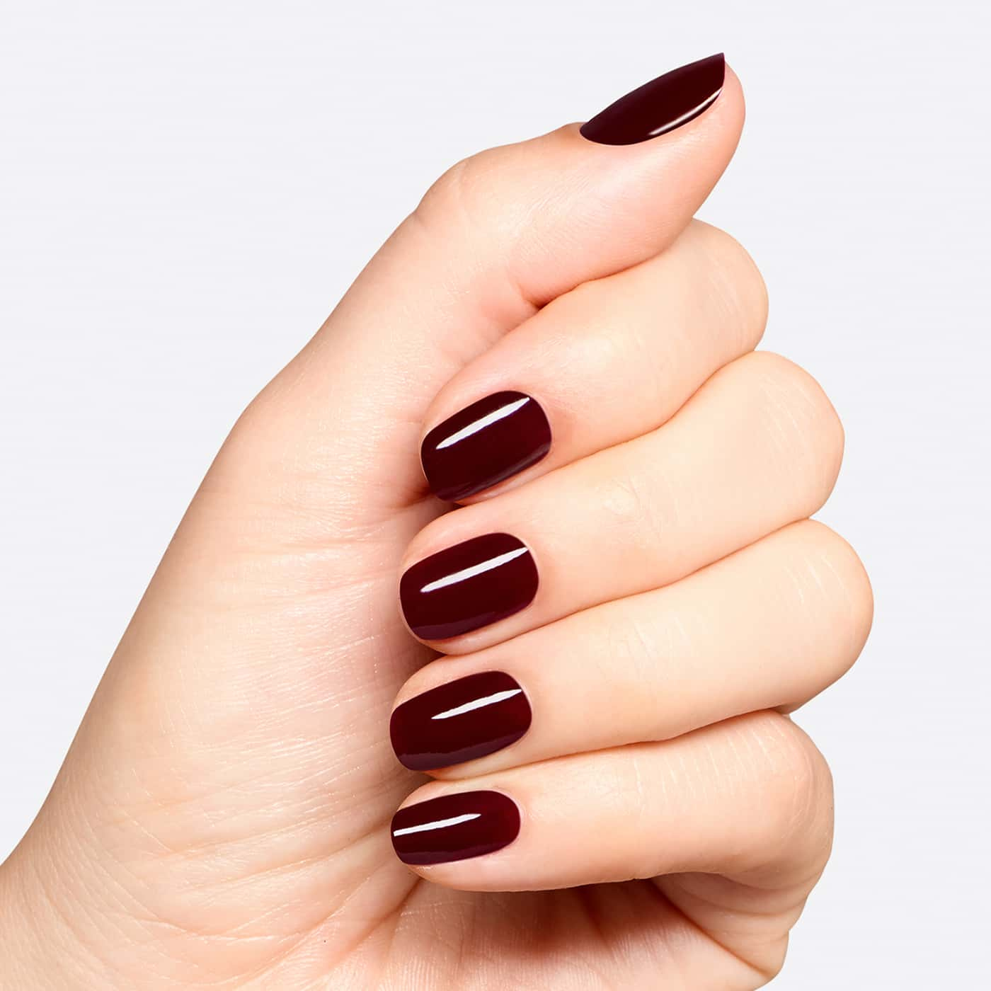 opi most requested vampire state building nagellack i mörk vinröd nyans med djup burgundyton och glansig krämfinish