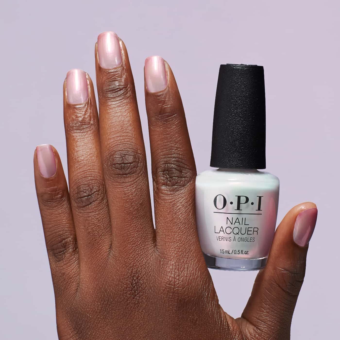 Lysande-Rosa-Pärlskimrande-Nagellack | Trendig-Skönhet-Vår-Sommar