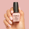 OPI Reoccurin'' Gleam - Ljusrosa skimrande lack OPI Reoccurin'' Gleam - Ljusrosa skimrande nagellack med pärlemorglans för en romantisk och sofistikerad look