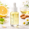 OPI Nature Strong Glow up Nail & Cuticle Oil nagelolja OPI Nature Strong Glow up Nail & Cuticle Oil 8 ml nagelolja för nagelband och nagelvård